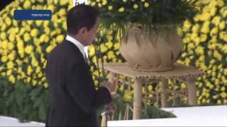 終戦記念日　戦没者の冥福を祈る