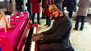 Pianoman Thomas Krüger, Klavier - Advent in der Marzahner Promenade
