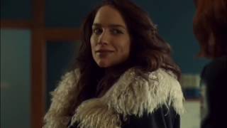 Wynonna Earp 2X05 Funny Moments
