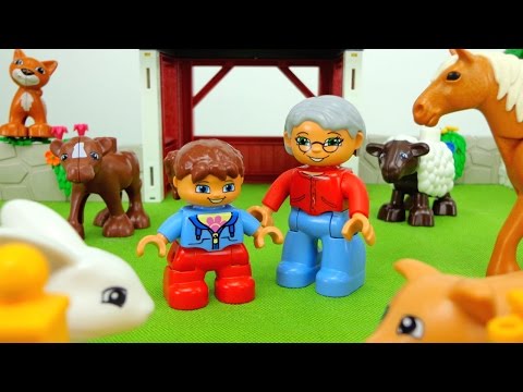 Играем в Лего. Lego duplo - на ферме у дедушки