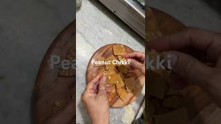 Peanut Chikki Recipe|Peanut Chikki|Sankrati Special#shorts#ytshortsindia@QuickNEasy15