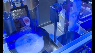 Robots make ramen in 90 seconds in Shanghai