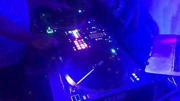 Run DMC’s Peter Piper routine using the Rane 12s and 72