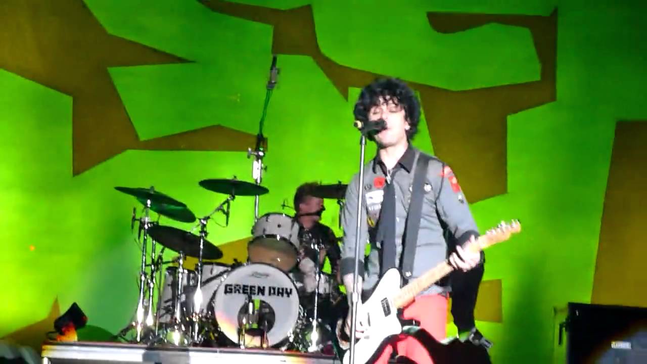Green Day Basket case live 2010 06/02 Denmark, Skive festival YouTube