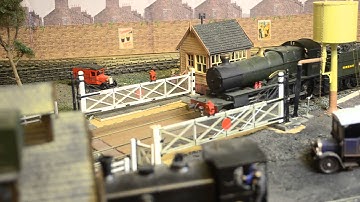 Level Crossing Gates using a GFControls PCB