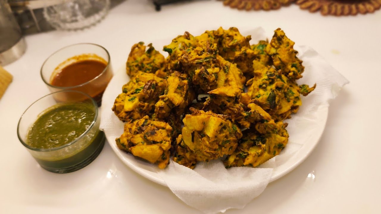 Bhajiya/ Vagies pakode recipe. पकोड़ा रेसिपी सब्जियां डालकर बनाएं।