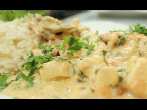 Easy and Fast Chicken Stroganoff with Rice!