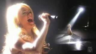 Video thumbnail of "Carrie Underwood - "O Holy Night""