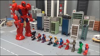 Spiderman 10 Super Heroes ride robot suits 스파이더맨 10명 슈퍼히어로, 거대 로봇 타기