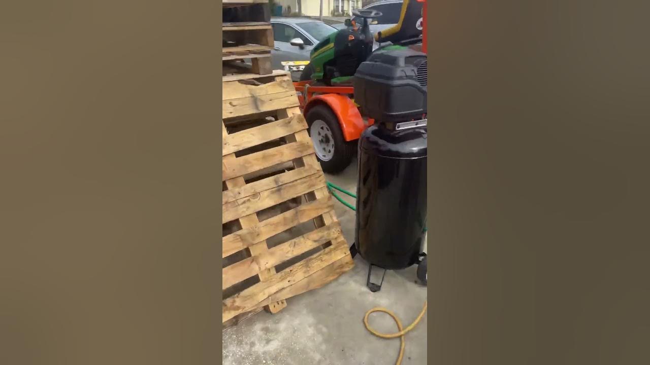 Cleaning John Deere 42 in deck with a Harbor Freight Chief air needle