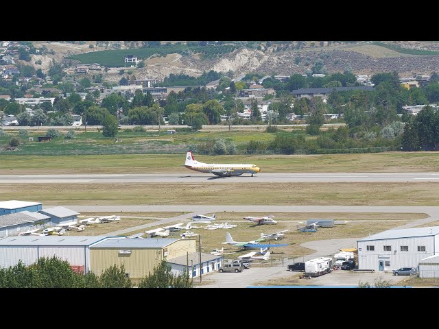 Lockheed Electra Air Tanker 481 backtracking and taking off from Penticton Airport (YYF) 🇨🇦