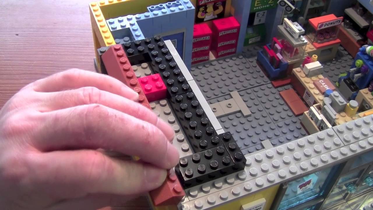 Building The Simpsons The Kwik E Mart 71016 Bag 6 - YouTube