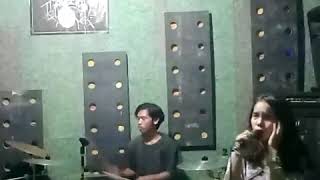 Download Lagu Selamat malam dunia MP3