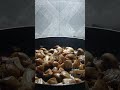 8 seconds of #cooking #champignons. #slowtv