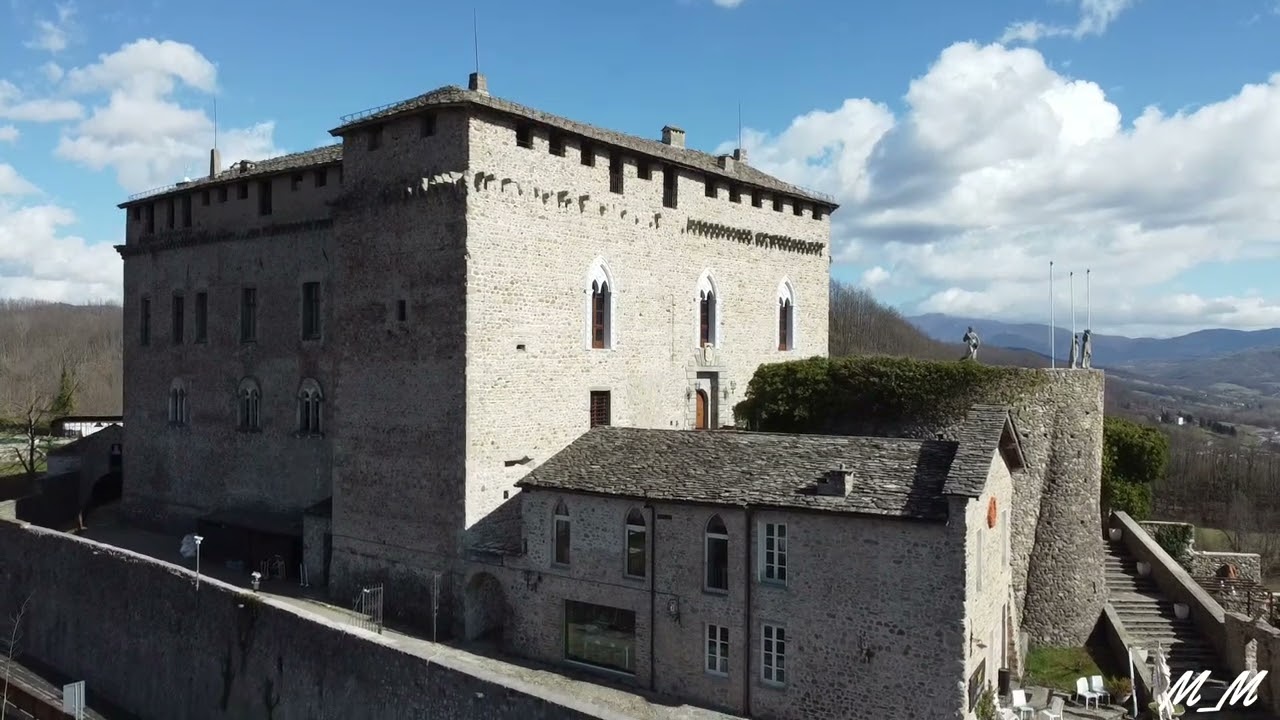 Compiano borgo medievale in provincia di Parma, per secoli centro di un piccolo Principato.