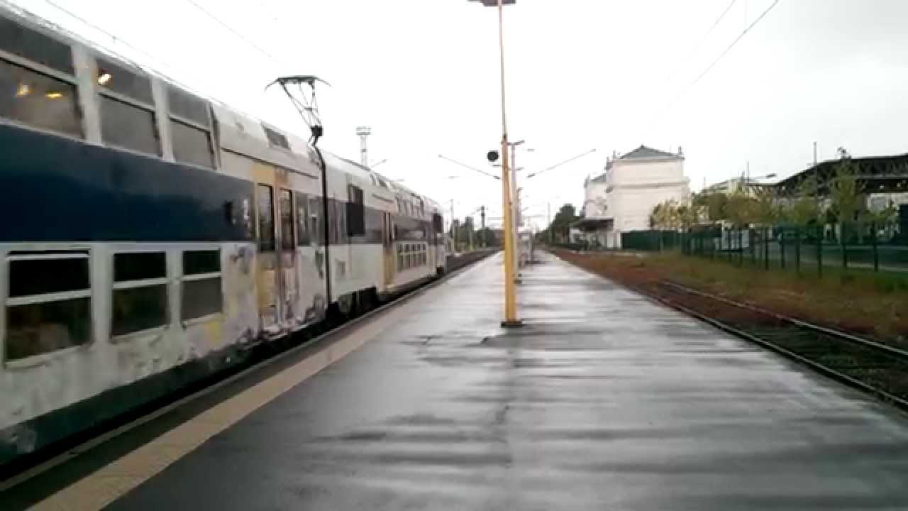 TER Z2N (Z 92050) départ en gare d'Armentières
