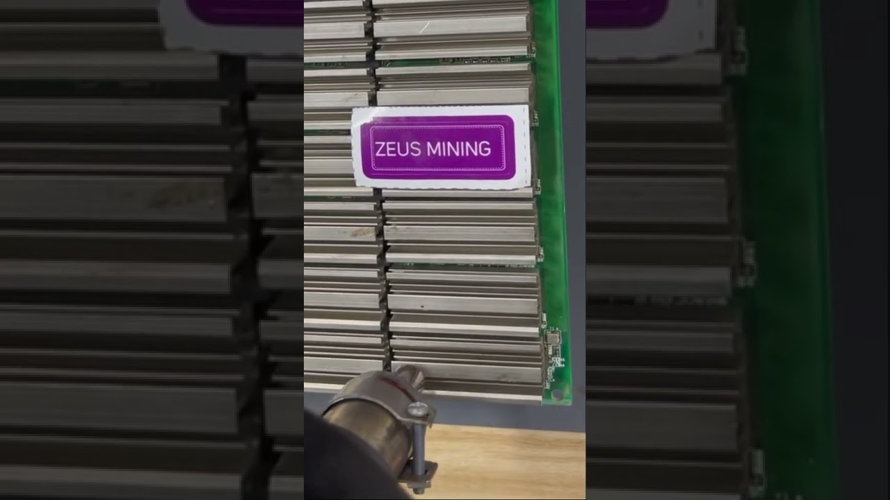 Antminer T17e remove hash board heat sink | Antminer Repair Tips