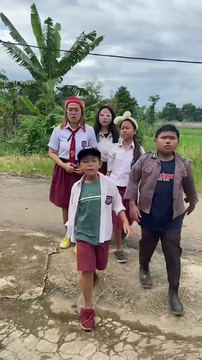 Vidio kocak dan gokil @nyaikembang1nyaikembang1 /ternyata bapak nya😬🤣