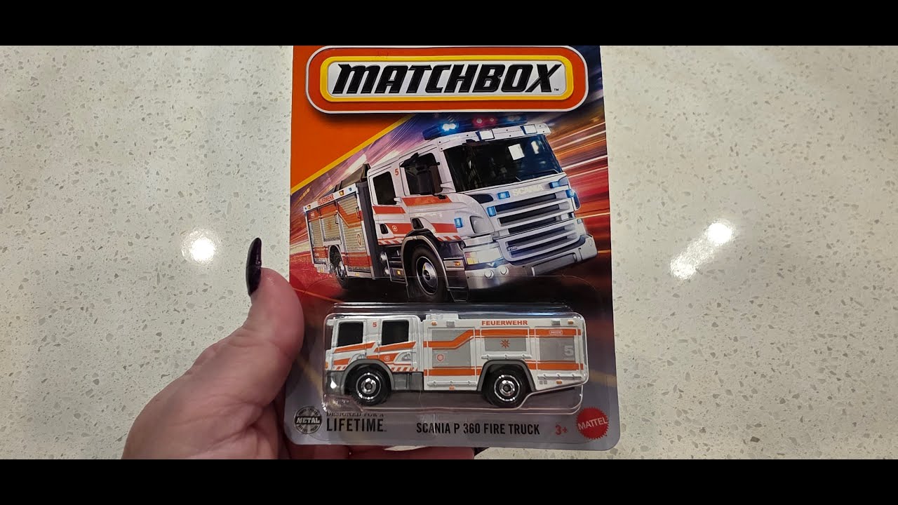 Распаковка и демонстрация модели пожарной машины Matchbox Scania P 360!