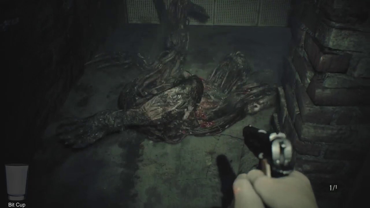 Resident Evil 7 Midnight Demo - Killing the Monster