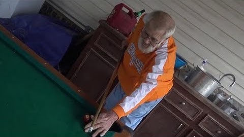 Gjyshi zevzek luan bilardo | NGOP.TV