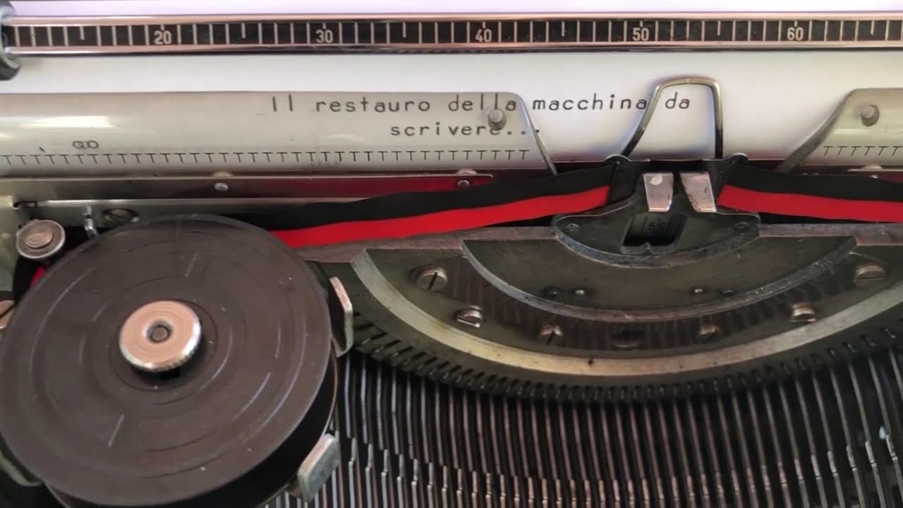 Restauro macchina da scrivere 