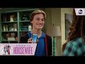 Oliver’s Fake Vacation – American Housewife