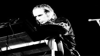 Brian Eno 1971-1977  The Man Who Fell To Earth (Part 11 of 16)