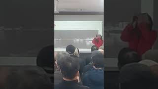 따뜻한 가슴 만들기 웃음.              김동희 강사.