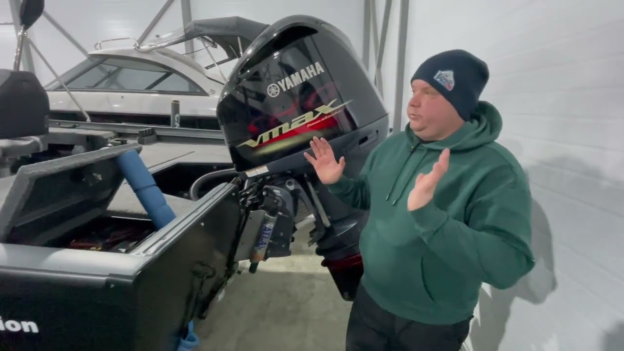 Катер CRESTLINER INTRUDER 2200 "CATFISH EDITION"