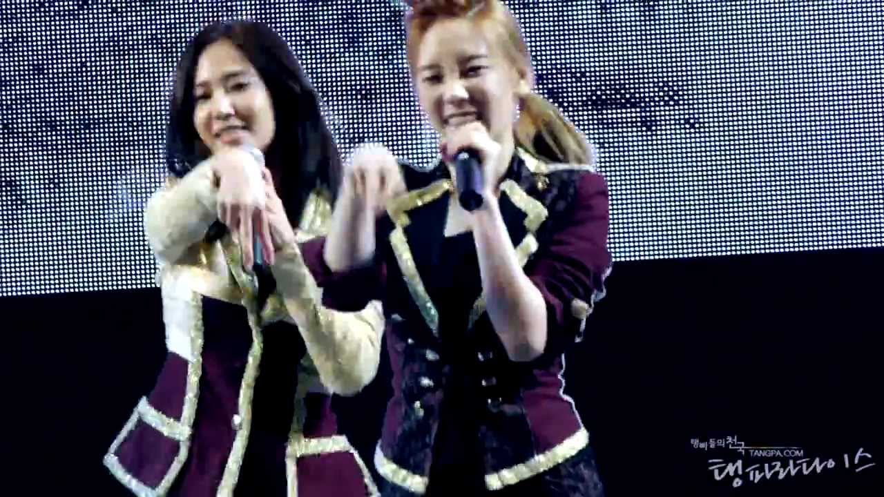 120401 LG Cinema 3D Festival - MR.TAXI (Taeyeon)