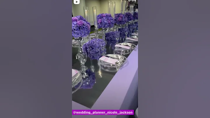 Beautiful wedding table settings purple￼