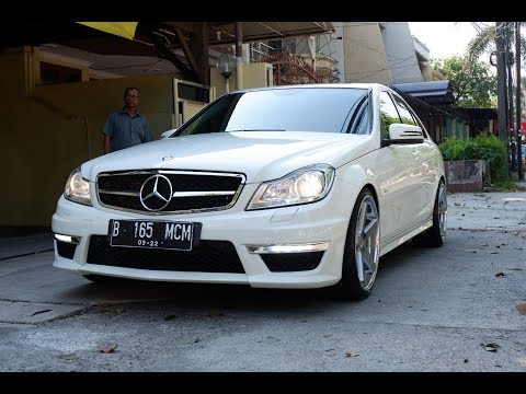 Video Mercedes Benz C200 2012 AMG - youtube