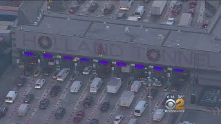 Holland Tunnel Holiday Decorations Cause A Stir