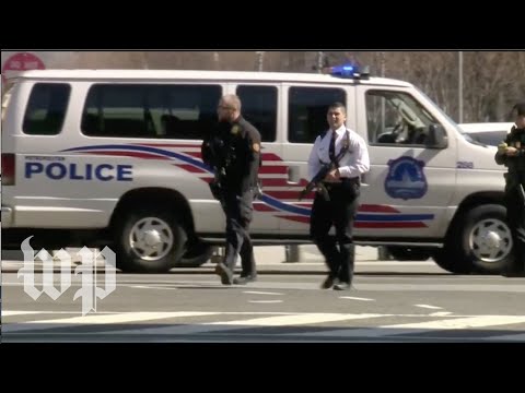 Man shoots himself outside the White House
