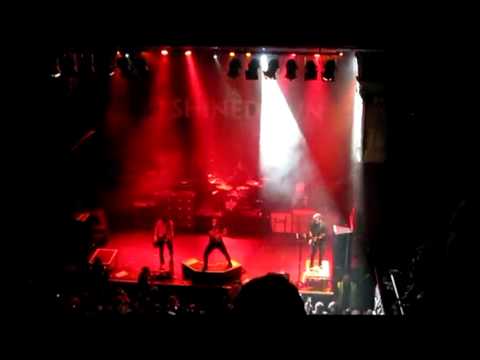 Shinedown Sound of Madness Live 17/2/2012