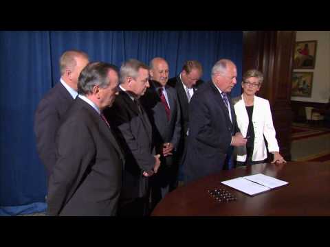 7/27/09 Governor Quinn, Senator Durbin, Mayor Daley Host High Speed Rail Summit