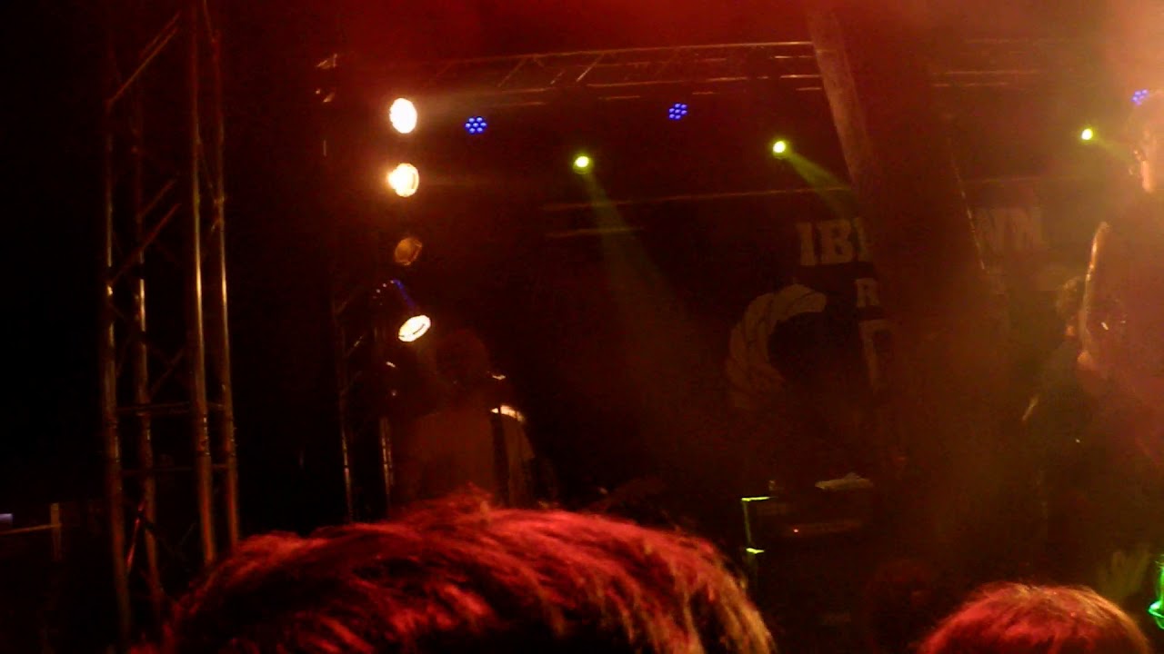 Donots Saccharine Smile live Scheune Ibbenbüren 16.04.2019 YouTube