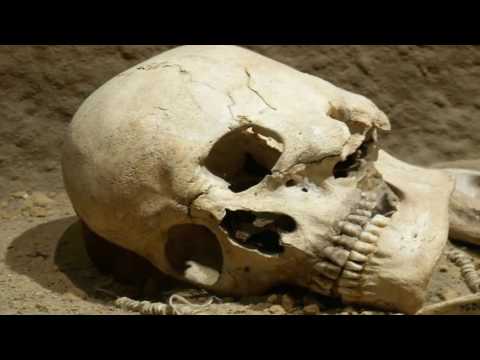 Videó: Hal-Saflieni Egy Hatalmas Földalatti Szentély, Amelyet 6000 évvel Ezelőtt építettek - Alternatív Nézet
