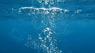 Underwater Bubble ASMR 4K – Crystal Clear Blue Water Macro Loop for Deep Sleep