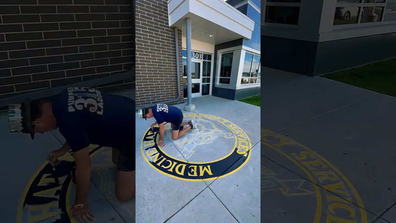 Canadian street artist honours fire department 🎨