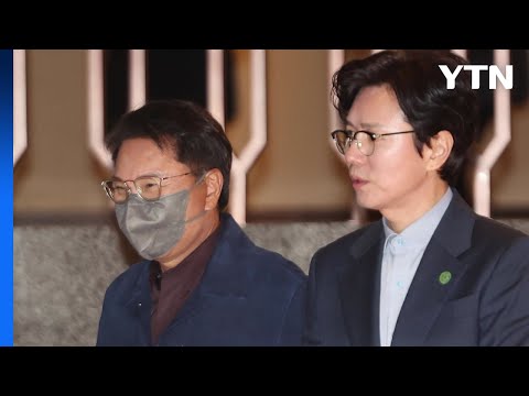 [뉴스라이더] SM 분쟁 이후 이수만 첫 공개석상...질문엔 묵묵부답 / YTN