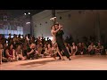 Sebastian et roxana dansent sur le tango el choclo