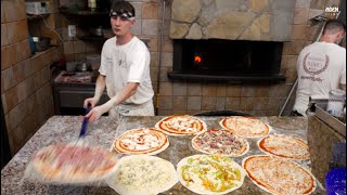 Download Lagu Busy Pizzeria - Summer night in Rome MP3 Download Lagu Busy Pizzeria - Summer night in Rome MP3