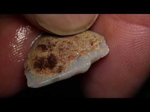 Australian opal gems from Lightning Ridge