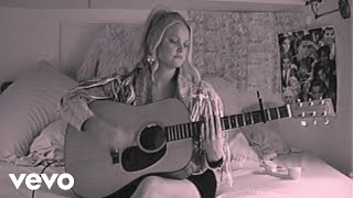 Hailey Whitters - How Far Can It Go? (feat. Trisha Yearwood) (Acoustic)