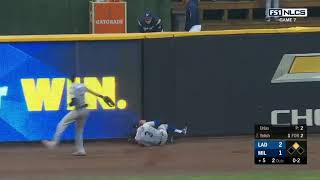 Chris Taylor Incredible Catch vs Brewers | Dodgers vs Brewers NLCS Game 7