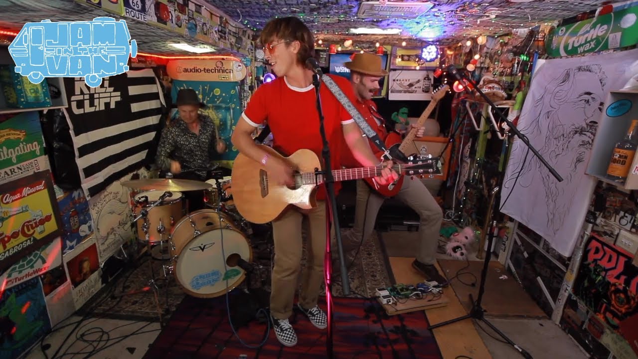 JARED HENRY - "Wild Child" (Live at Wonderfront Festival in San Diego, CA 2019) #JAMINTHEVAN auf YouTube ansehen JARED HENRY - "Wild Child" (Live at Wonderfront Festival in San Diego, CA 2019) #JAMINTHEVAN auf YouTube ansehen