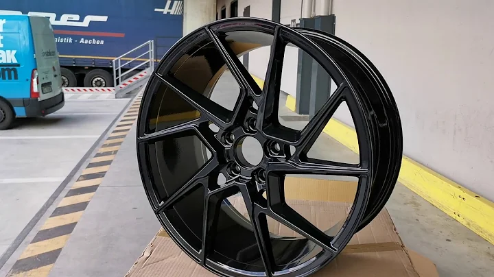 Cerchi in lega japan-racing jr33 in glossy black www.cerchishop.com