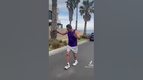 Wasim Akram #cricket #cricketlover #wasimakram #beautiful dance of wasimakram